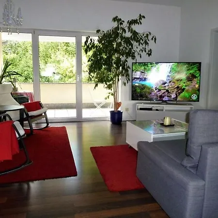 Holiday Schedler Apartman *